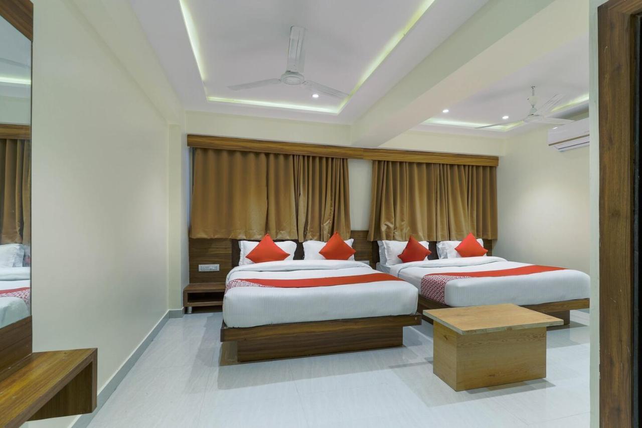 Sky Stays Rose Gold Vadodara Exterior foto