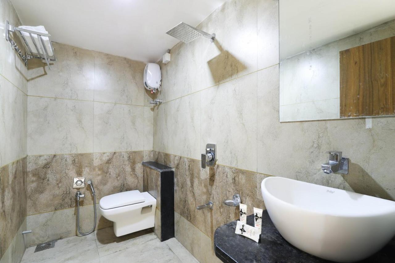 Sky Stays Rose Gold Vadodara Exterior foto