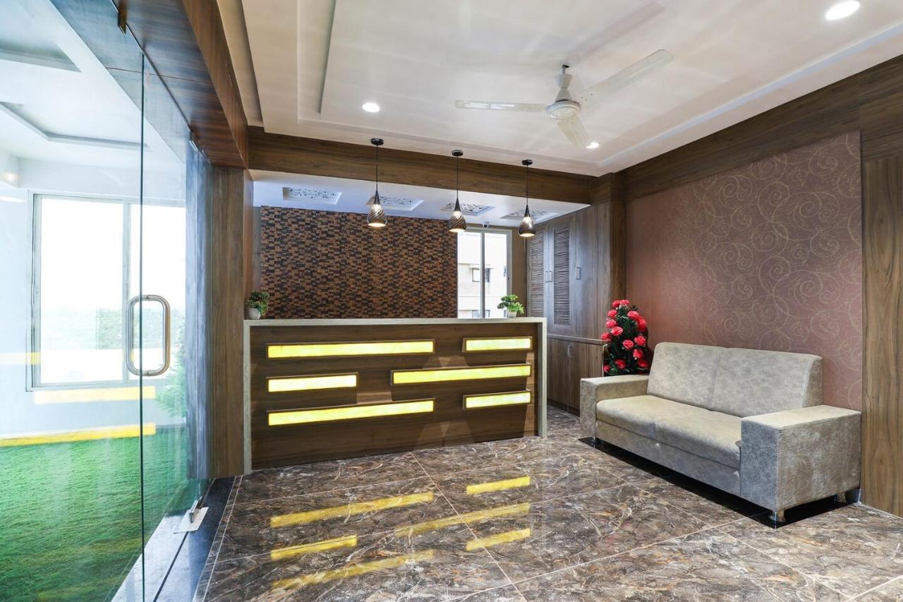 Sky Stays Rose Gold Vadodara Exterior foto